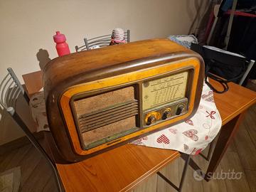 Radio Epoca Telefunken serie Giubileo