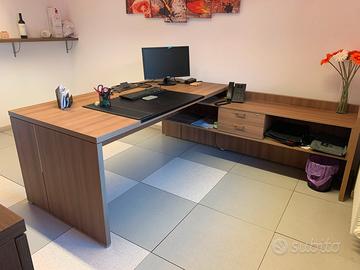 Scrivania Arredamento ufficio/casa
