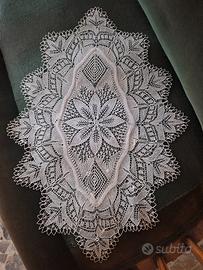 antico e pregiato  centro ad aghi