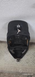 sella per vespa completa di serratura