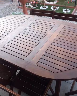 tavolo da giardino in legno