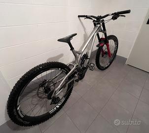 Commencal V4 taglia L