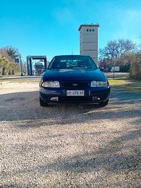 Ford Fiesta 1.2i 16V cat 3 porte Techno