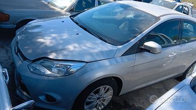 Ford focus berlina 2014 1.600 hdi