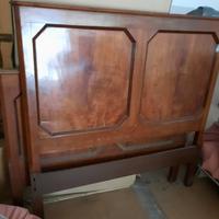 testiera e pediera letto in noce 1900
