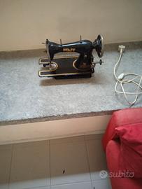 macchina da cucire vintage 