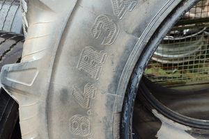 Gomma trattore 18.4-34 Taurus