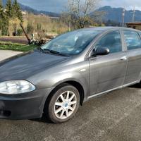 Fiat Croma 1.9 Multijet Dynamic