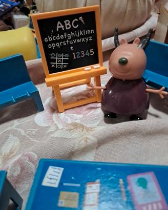Peppa big scuola