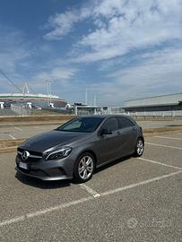MERCEDES  BENZ CLASSE A 180 PREMIUM SPORT