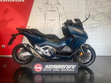 Honda Forza 750 2022