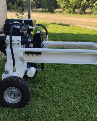 spaccalegna 15 HP motore a scoppio 