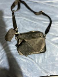 borsellino con portafoglio