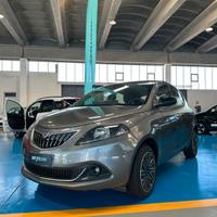 Lancia Ypsilon 1.0 FireFly 5 porte S&S Hybrid Plat