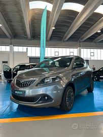 Lancia Ypsilon 1.0 FireFly 5 porte S&S Hybrid Plat