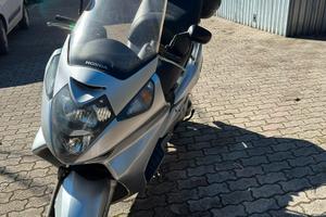 Honda Silver wing 600