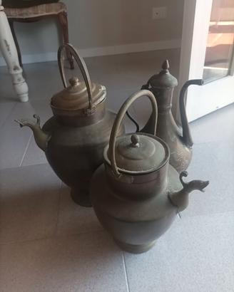 Set di 3 grandi teiere/brocche decorative vintage 