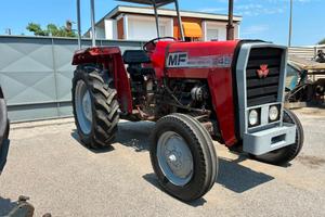 Trattore Massey Ferguson 245