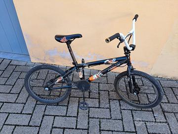 BMX FREESTYLE manubrio gradi 360