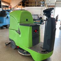 Lava pavimenti uomo a bordo  reintec SDR560 B