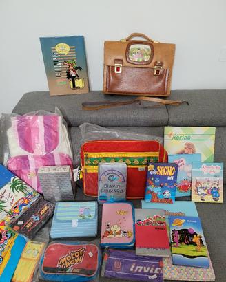 Collezione scuola 1980/90 cartella , diari ecc new
