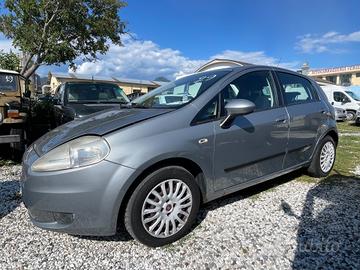 Fiat Grande Punto 1.3 MJT 75 CV 5 porte Dynamic