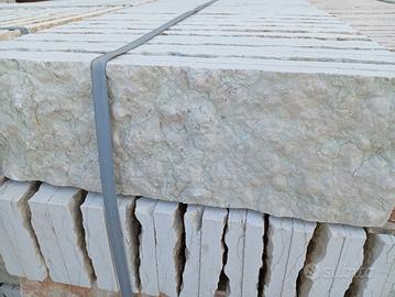 RIVESTIMENTO IN PIETRA DELLA LESSINIA 