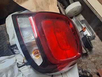 Fanale posteriore citroen C 1 originale