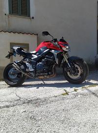 Suzuki Gsr 750