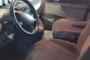 Peugeot 807