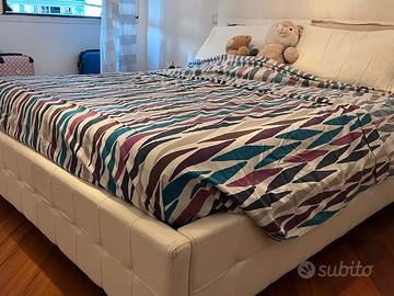 Letto matrimoniale ecopelle contenitore