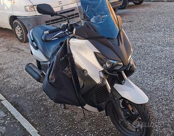 Yamaha xmax 250 