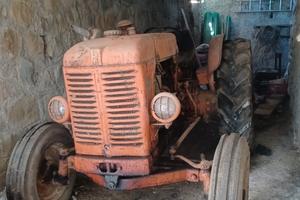 trattore antico
