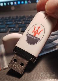 Maserati chiavetta USB 4.0 GB