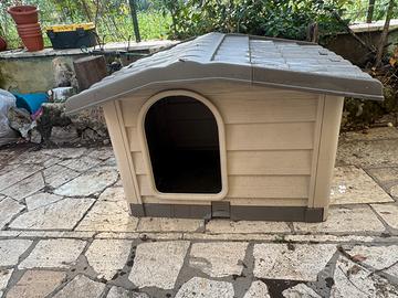 Cuccia per cane da esterno in resina  75 cm