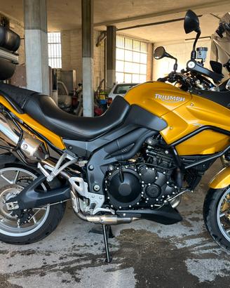 Triumph tiger 1050 anno 2007
