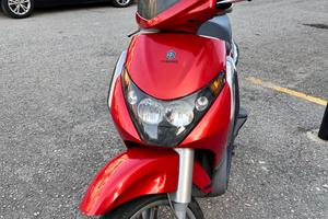 Piaggio Beverly 250 - 2004