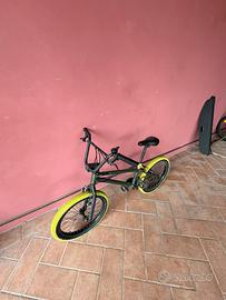 Bicicletta bmx