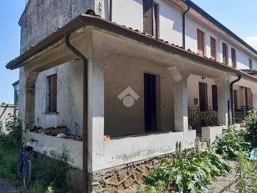 CASA SEMINDIPENDENTE A VESCOVANA