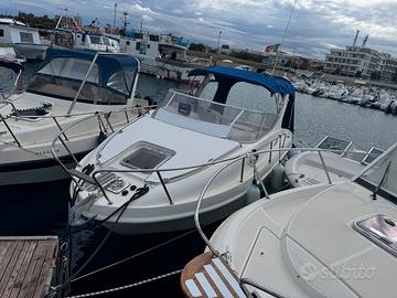 Barca Saver 650 cabin sport cruiser