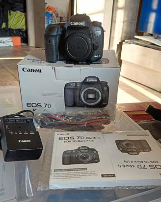 Canon EOS 7d Mark II solo corpo 