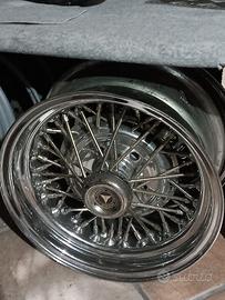 Cerchi a raggi Mecedes da 14 pollici