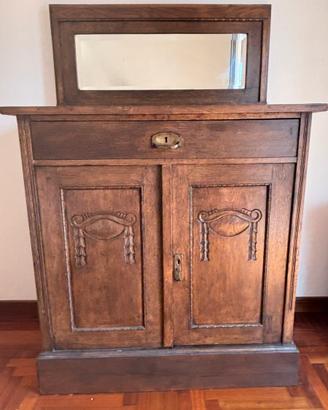 Comò antico in legno stile vittoriano