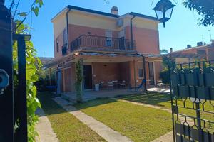Mese di agosto e settembre-villa residence oasi