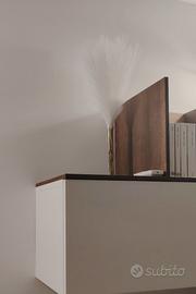 Pennacchio con vaso fiori recisi