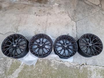 Cerchi Etabeta da 19 e gomme Hankook