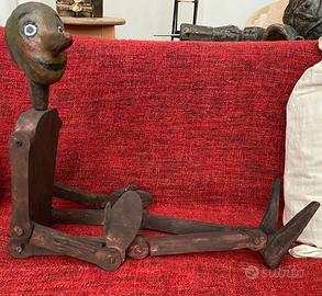 Vecchio Pinocchio di legno
