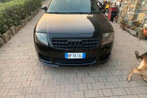 Auddi tt 225 quattro