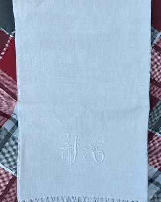 Asciugamano vintage con pizzo e monogramma 82 x 65