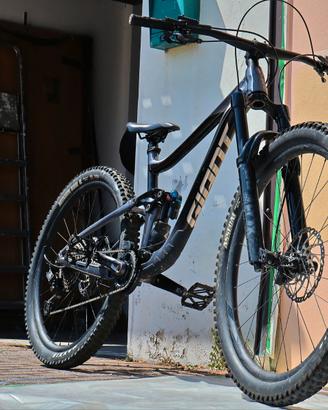 Giant reign advanced pro 29